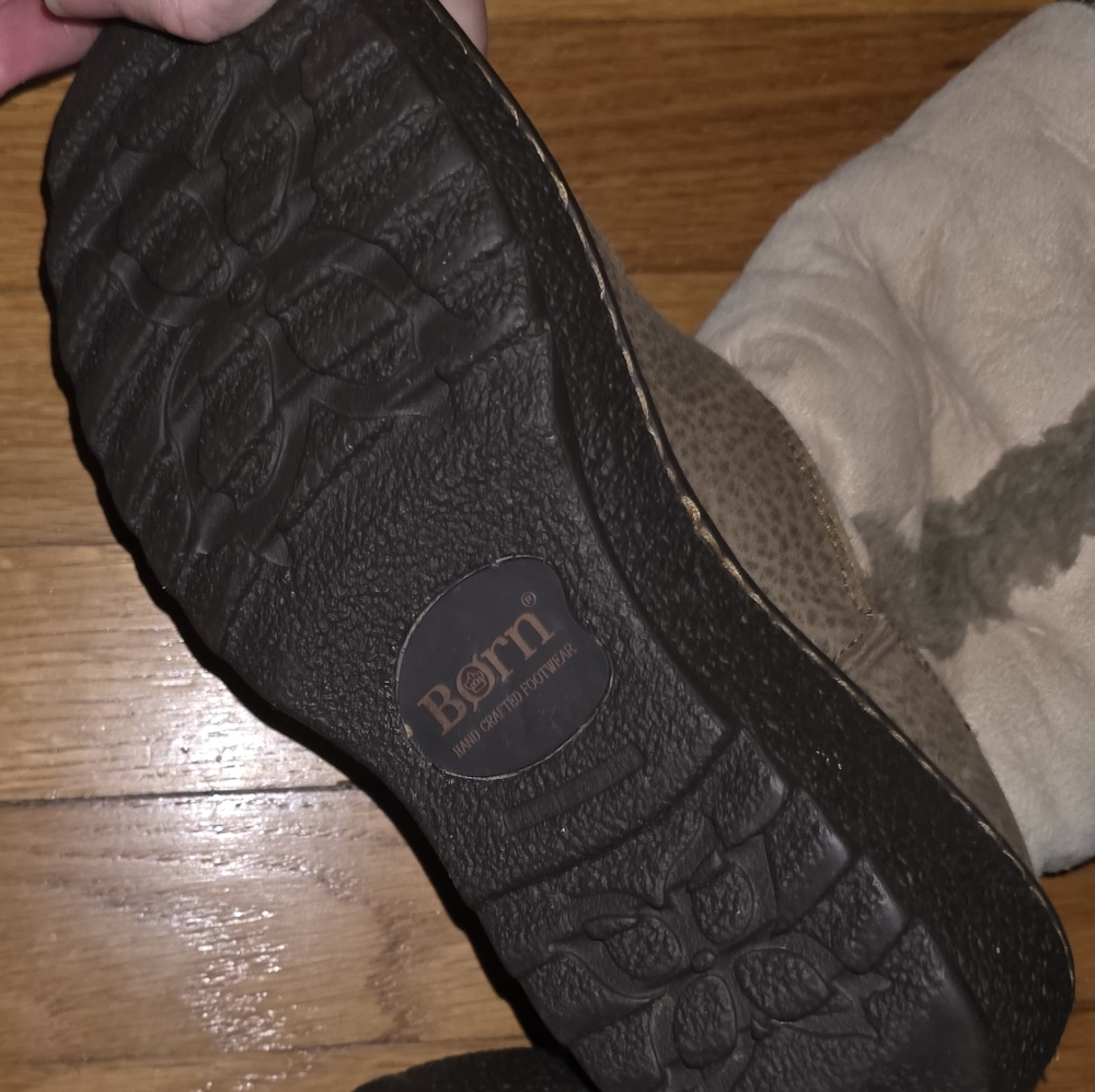 BORN shearling Boots - Picture 5 of 6